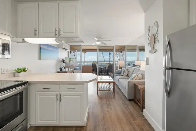 Listing Image for 150 Hauoli St 303 27 of 32