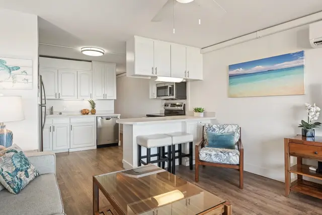 Listing Image for 150 Hauoli St 303 6 of 32