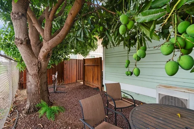 Listing Image for 31 Waikalani Hema Pl 17 of 26