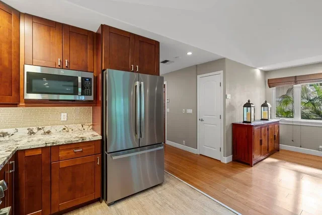 Listing Image for 31 Waikalani Hema Pl 5 of 26