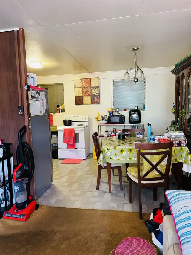 Listing Image for 290 Makua St 10 of 33