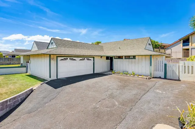 Listing Image for 709 Kaulu Pl 1 of 32