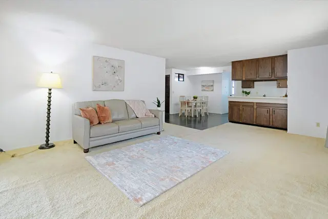 Listing Image for 709 Kaulu Pl 2 of 32