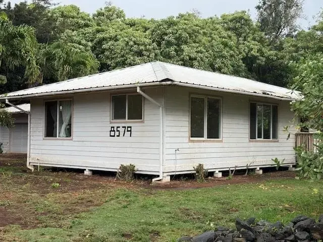 Listing Image for 8579 Kamehameha V Hwy 3 of 24
