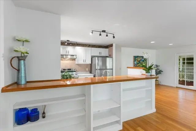 Listing Image for 760 Kekona Pl 13 of 42