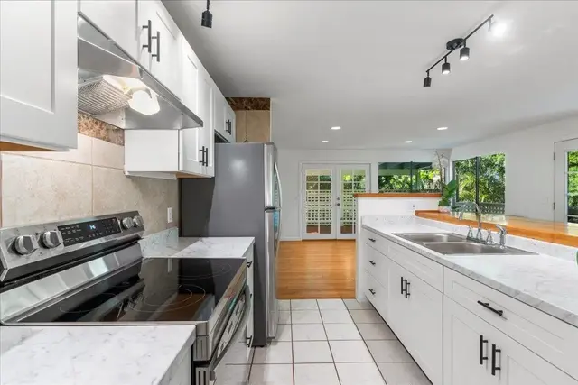 Listing Image for 760 Kekona Pl 15 of 42