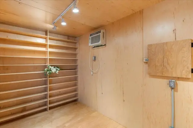 Listing Image for 760 Kekona Pl 26 of 42