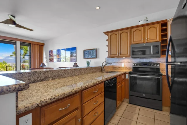 Listing Image for 5295 Lower Honoapiilani Rd B39 5 of 32