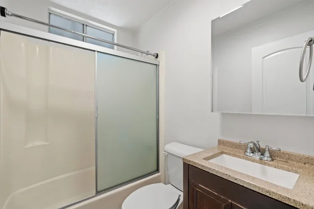 Listing Image for St 26 of 37