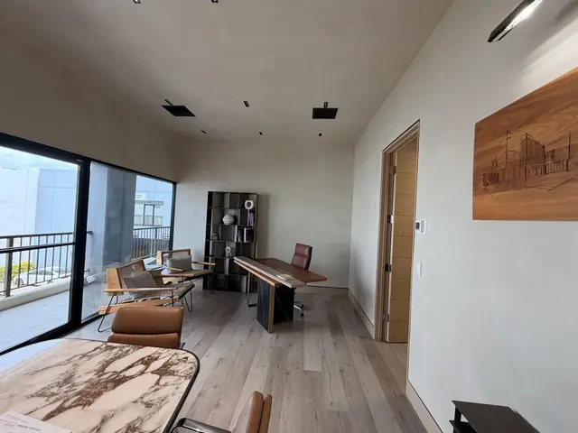 Listing Image for 375 Huku Lii Pl 2 of 2
