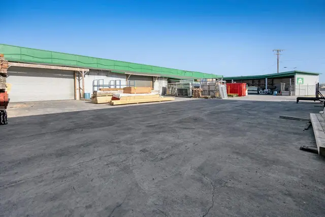 Listing Image for 620 Eluene Pl 620 And 610 Eluene Pl 26 of 34