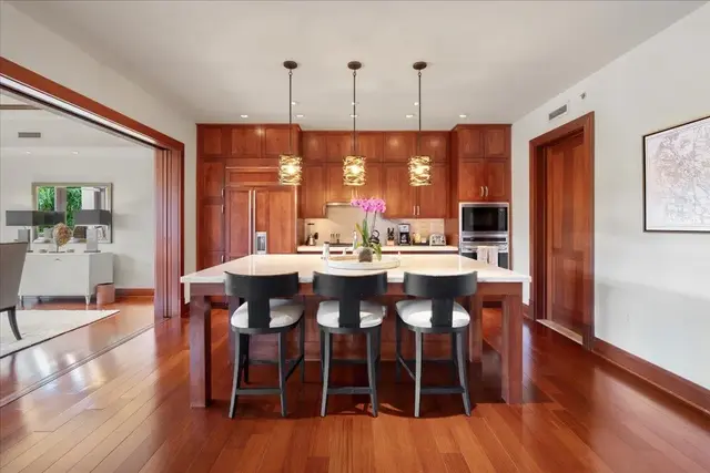Listing Image for 1 Bay Dr 5102 9 of 40