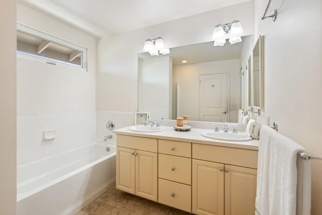 Listing Image for 124 Kapela Pl 22 of 41