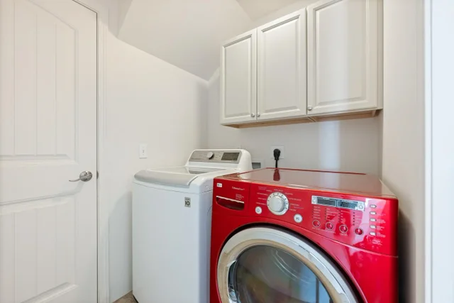 Listing Image for 124 Kapela Pl 35 of 41