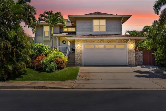 Listing Image for 99 Laukahi St 1 of 50
