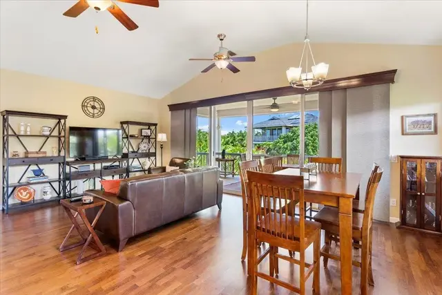 Listing Image for 99 Laukahi St 22 of 50