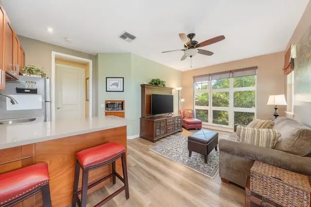 Listing Image for 99 Laukahi St 45 of 50