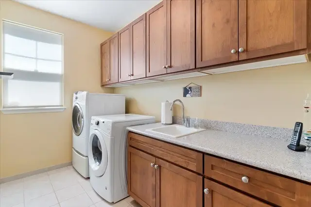 Listing Image for 99 Laukahi St 49 of 50