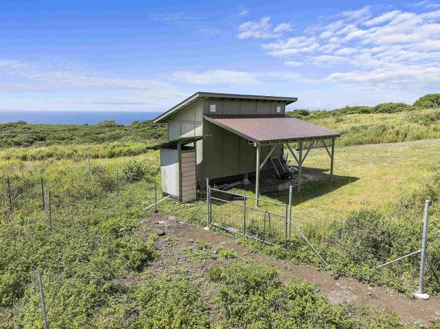 Listing Image for 34701 Piilani Hwy 36 of 41