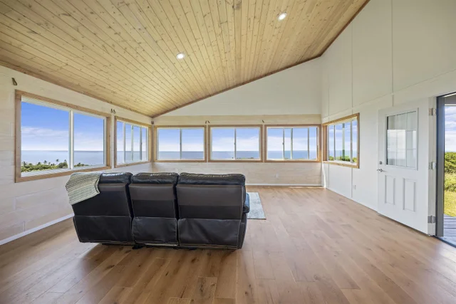 Listing Image for 34701 Piilani Hwy 8 of 41