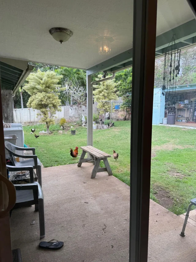 Listing Image for 2003 Kahekili Hwy 14 of 41