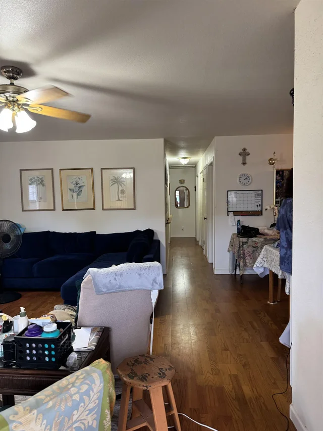 Listing Image for 2003 Kahekili Hwy 19 of 41