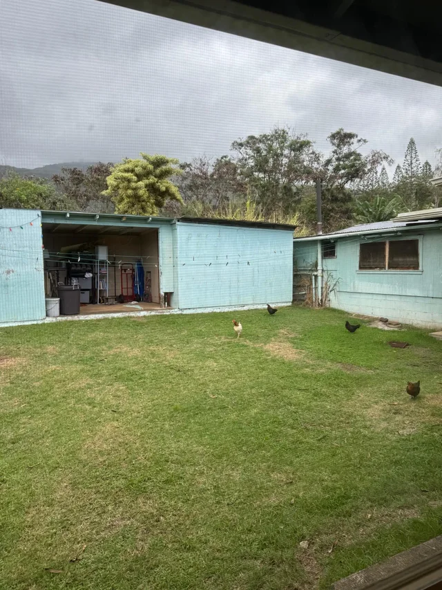 Listing Image for 2003 Kahekili Hwy 3 of 41