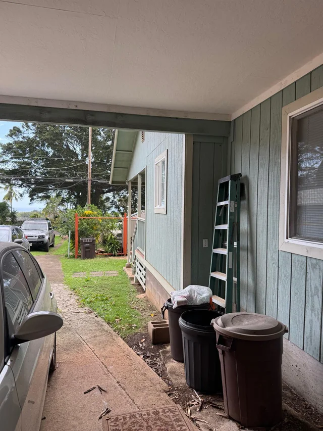 Listing Image for 2003 Kahekili Hwy 38 of 41