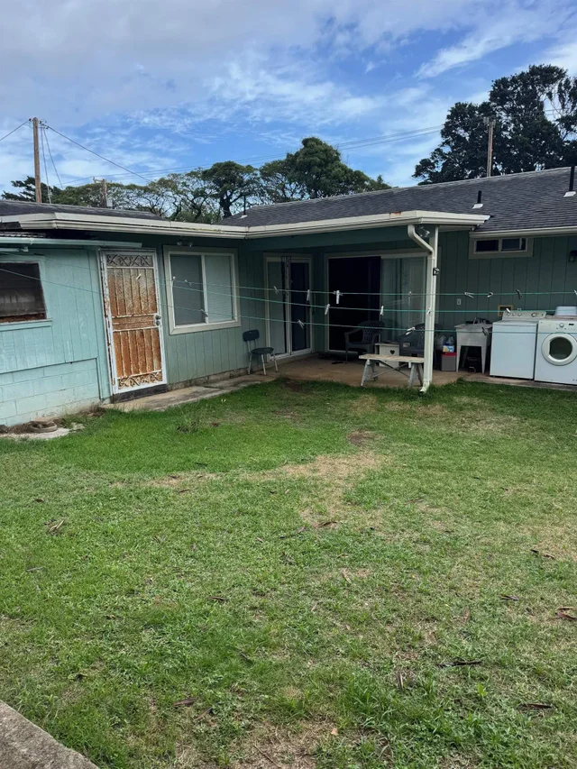 Listing Image for 2003 Kahekili Hwy 4 of 41