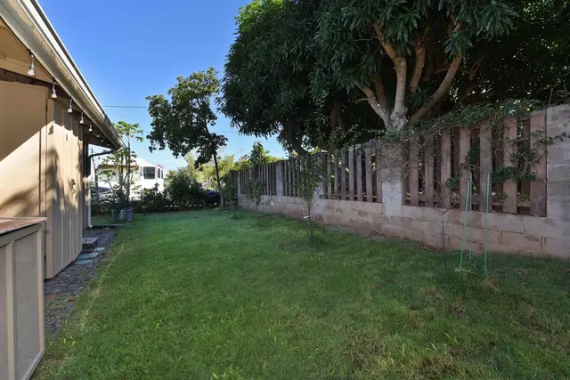Listing Image for 5184 Lwr. Honoapiilani Rd C 17 of 38