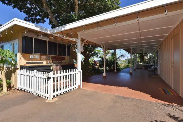 Listing Image for 5184 Lwr. Honoapiilani Rd C 21 of 38