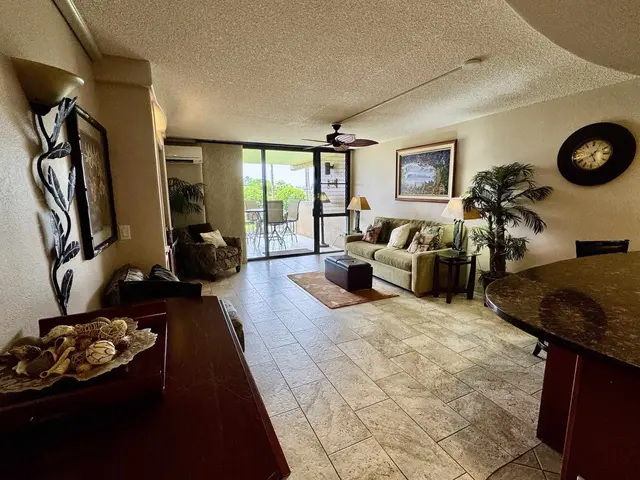 Listing Image for 2695 S Kihei Rd 10213 6 of 43