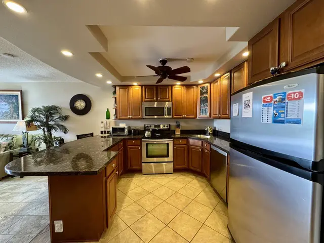 Listing Image for 2695 S Kihei Rd 10213 8 of 43