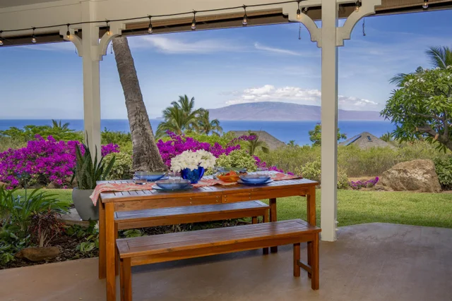 Listing Image for 23 W Huapala Pl 20 of 37