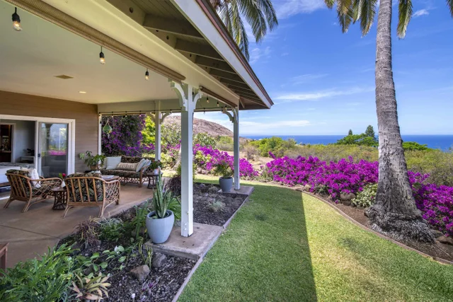 Listing Image for 23 W Huapala Pl 23 of 37