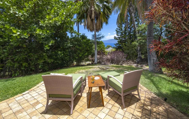 Listing Image for 23 W Huapala Pl 37 of 37