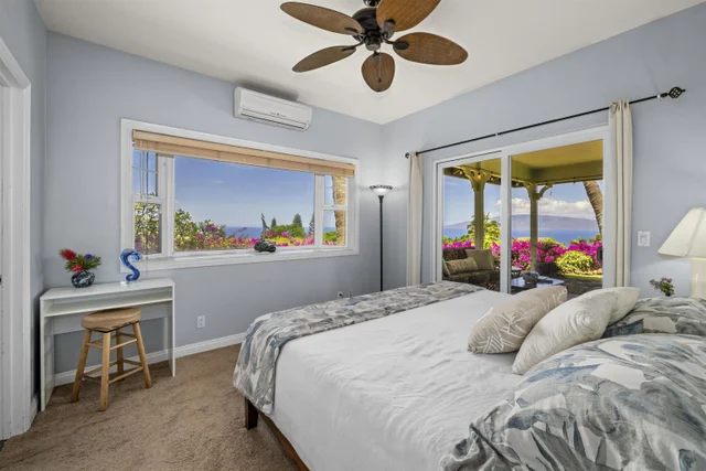 Listing Image for 23 W Huapala Pl 4 of 37