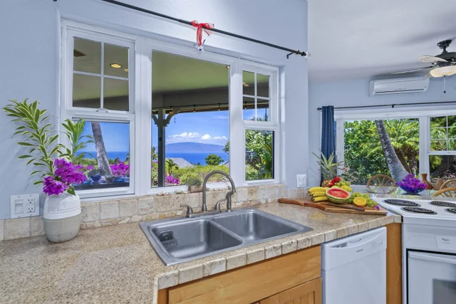 Listing Image for 23 W Huapala Pl 5 of 37