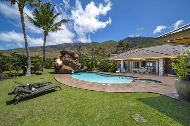 Listing Image for 52 Iliahi Way 1 of 38