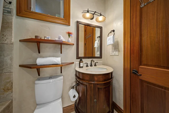 Listing Image for 52 Iliahi Way 17 of 38