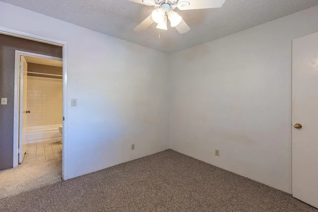 Listing Image for 140 Uwapo Rd 24-202 13 of 46