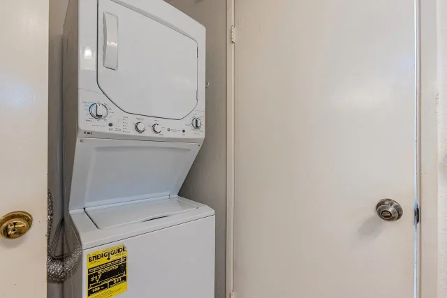 Listing Image for 140 Uwapo Rd 24-202 23 of 46