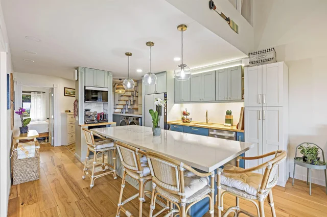 Listing Image for 50 Puu Anoano St 1704 1 of 49