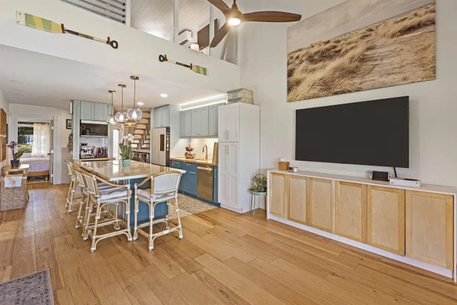 Listing Image for 50 Puu Anoano St 1704 3 of 49