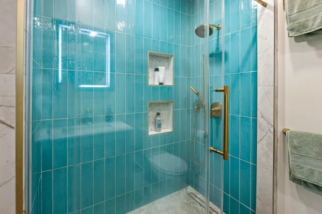 Listing Image for 50 Puu Anoano St 1704 31 of 49