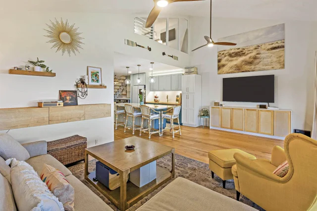 Listing Image for 50 Puu Anoano St 1704 8 of 49