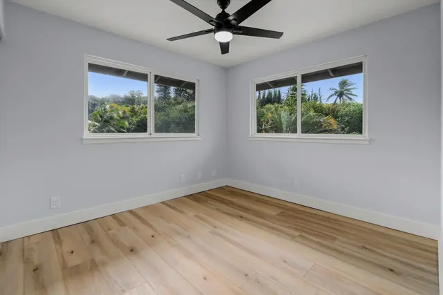 Listing Image for 1590 Kauhikoa Rd 25 of 38