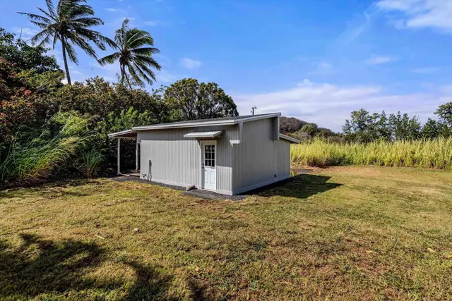 Listing Image for 1590 Kauhikoa Rd 31 of 38