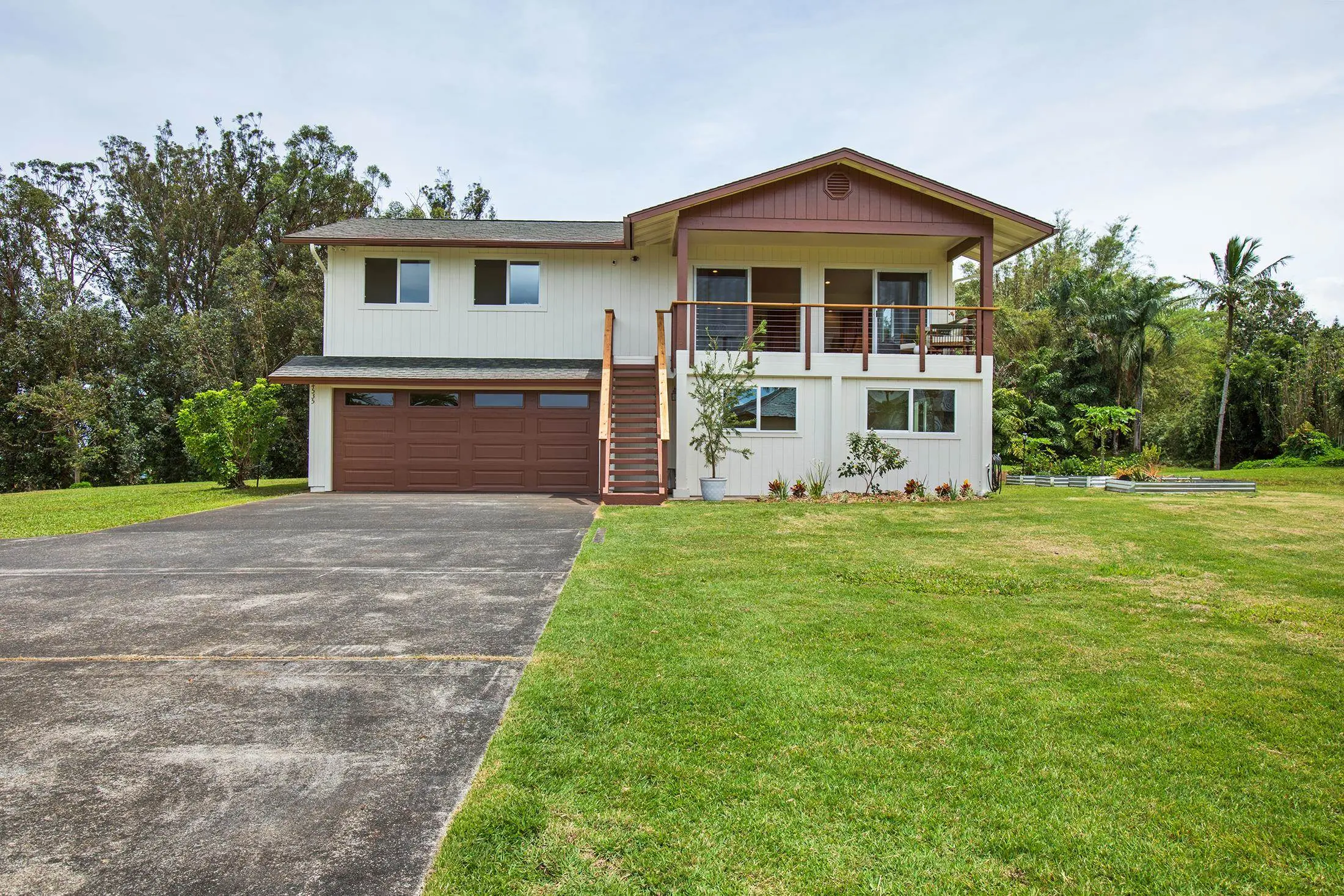 Photo of Listing #409231