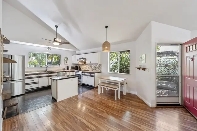 Listing Image for 872 Mahealani St 10 of 45